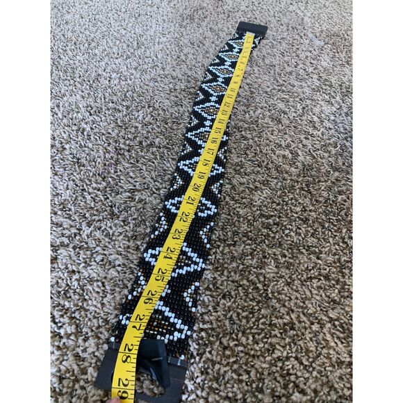 Express Beaded Mosiac Diamond Print Belt Womens Sz M Wooden Buckle Boho Western - Picture 8 of 8